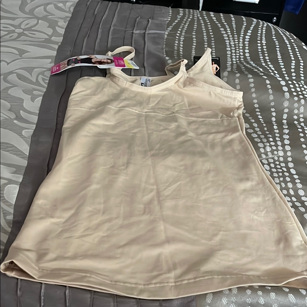 Women's Cream Camisole Top - Picture 3 of 6